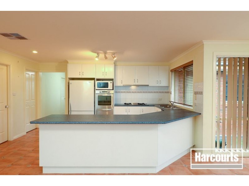 47 Rodlarni Crescent, Berwick VIC 3806