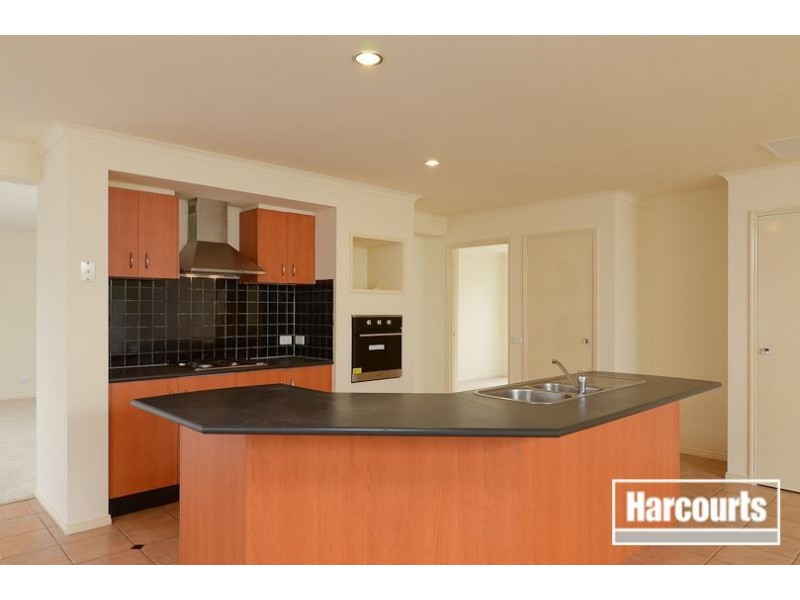 65 Robinswood Parade, Narre Warren South VIC 3805