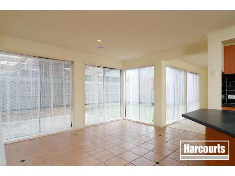 65 Robinswood Parade, Narre Warren South VIC 3805