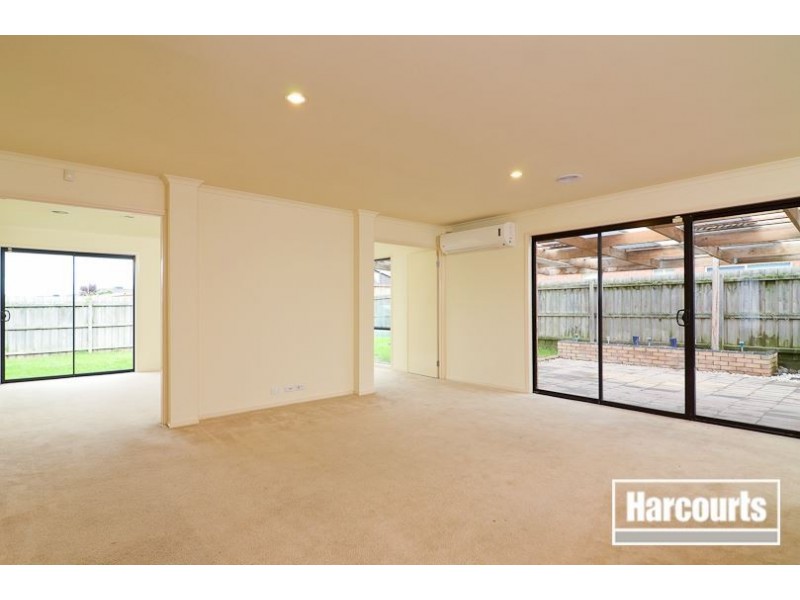 65 Robinswood Parade, Narre Warren South VIC 3805