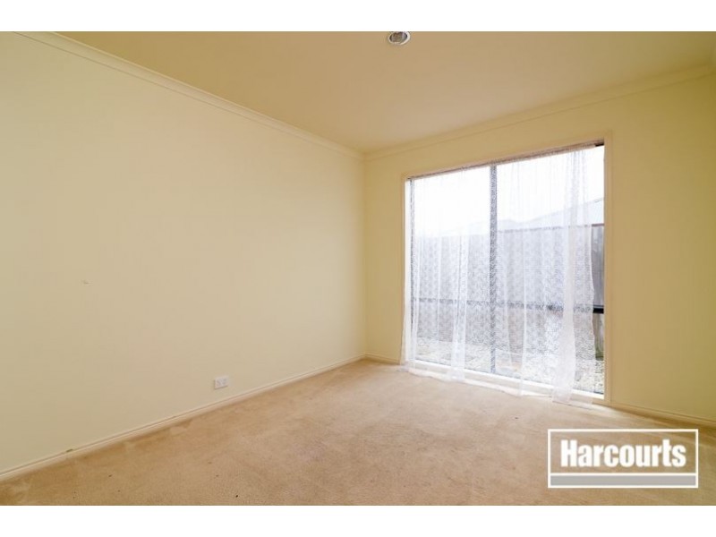 65 Robinswood Parade, Narre Warren South VIC 3805