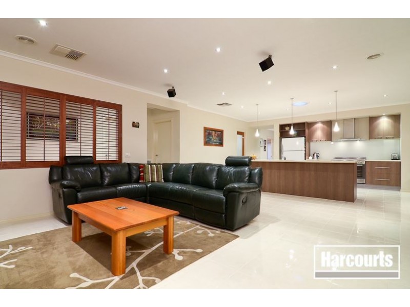 2 Kimberley Downs Court, Narre Warren South VIC 3805