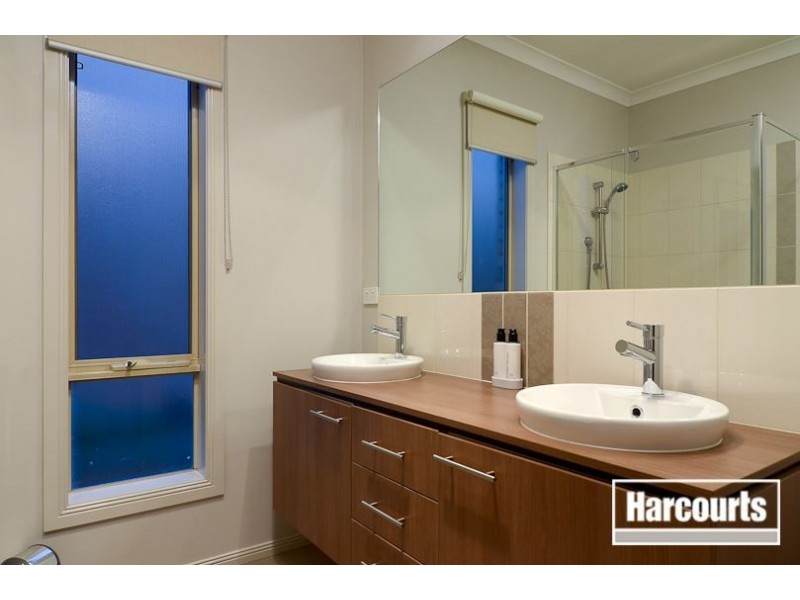 66 Alisma Boulevard, Cranbourne North VIC 3977