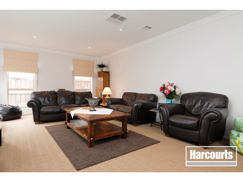 6 Napier Way, Narre Warren South VIC 3805