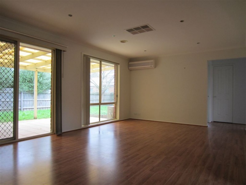 18 Domain Drive, Berwick VIC 3806