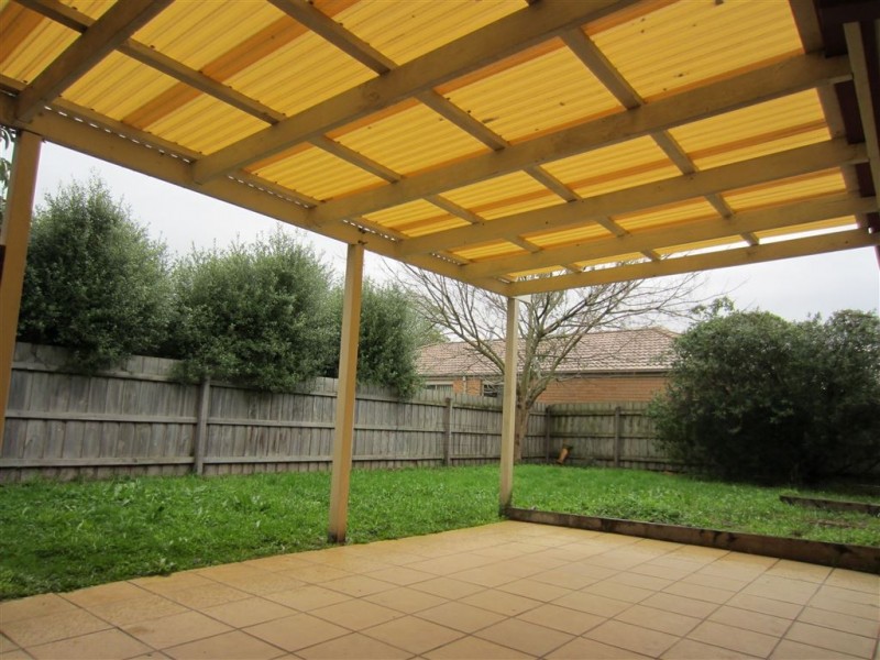 18 Domain Drive, Berwick VIC 3806