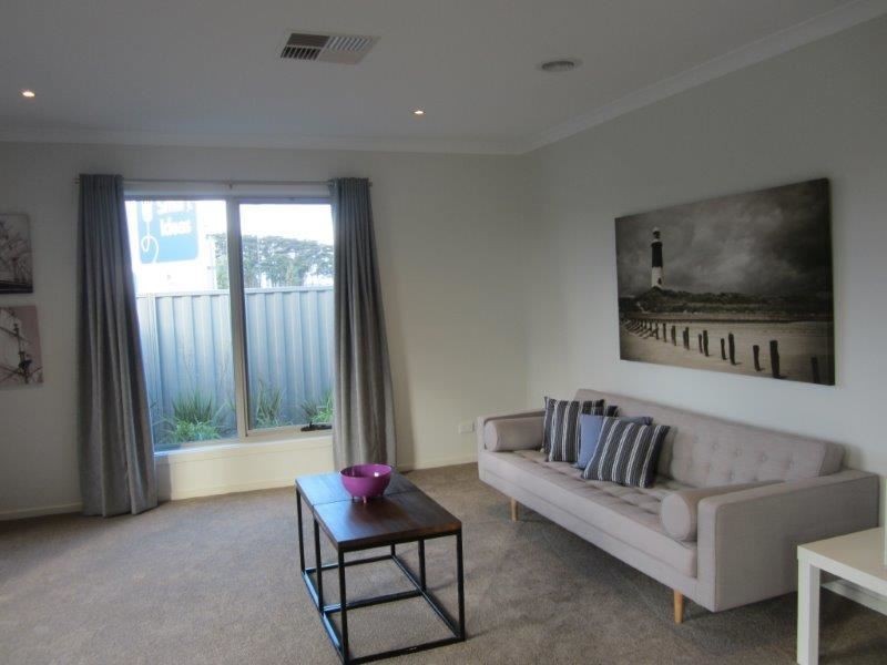 Cranbourne East VIC 3977