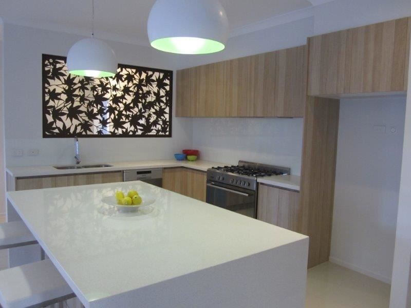 40 Prendergast Ave, Cranbourne East VIC 3977