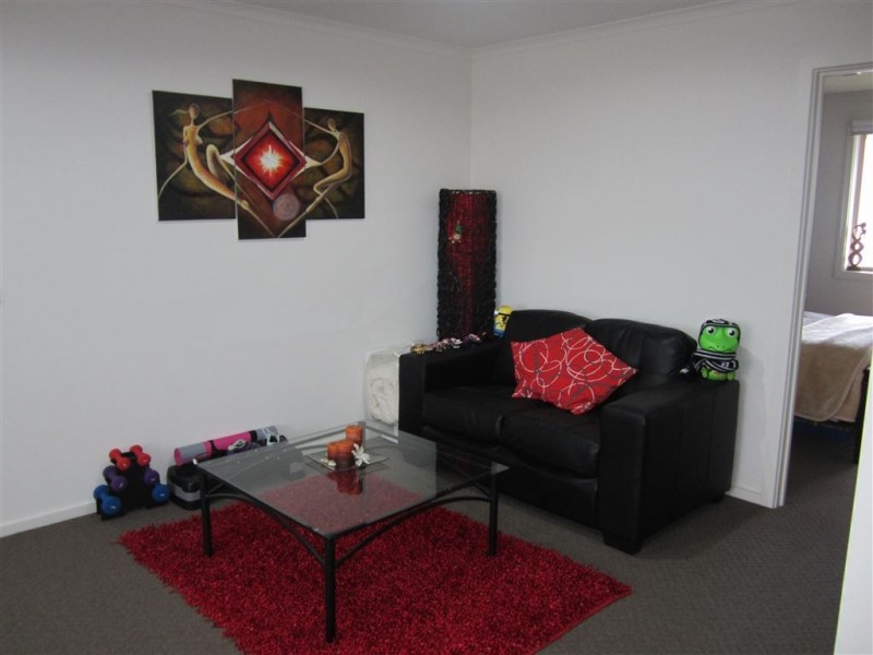 40 Aleppo Place, Cranbourne VIC 3977