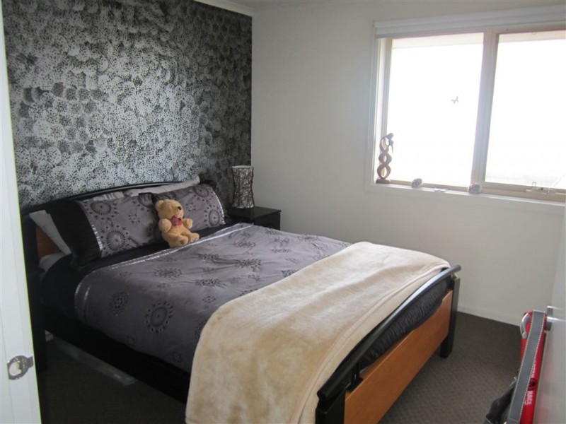 40 Aleppo Place, Cranbourne VIC 3977