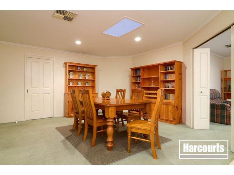 5 Lochard Terrace, Narre Warren South VIC 3805