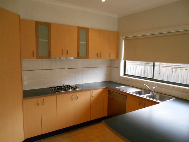 21 Amhurst Drive, Narre Warren South VIC 3805