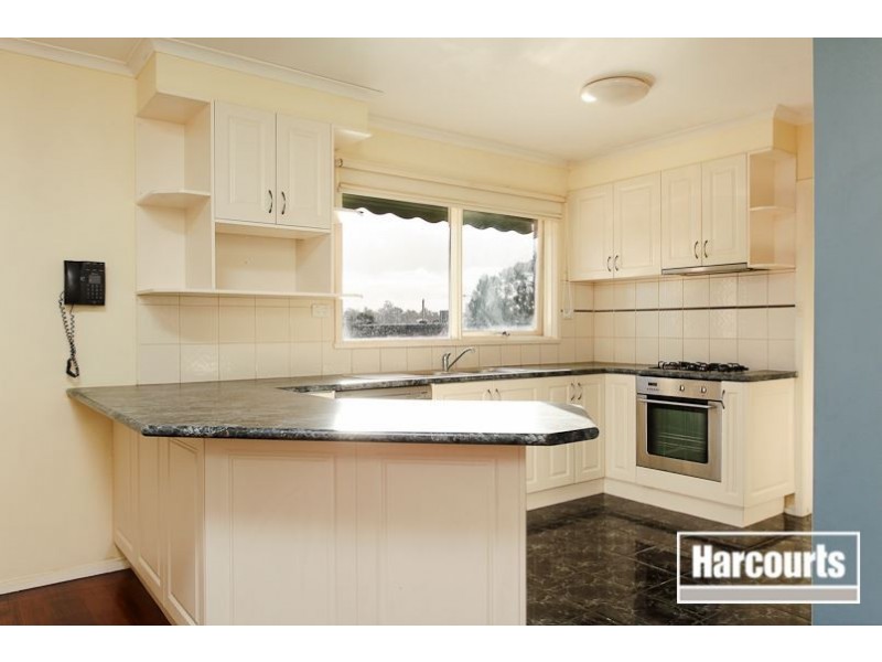 12 Pinetree Close, Croydon VIC 3136