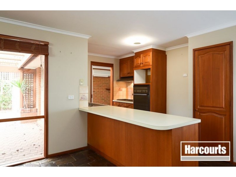 12 Fleetwood Drive, Narre Warren VIC 3805