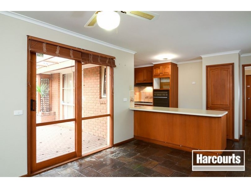 12 Fleetwood Drive, Narre Warren VIC 3805