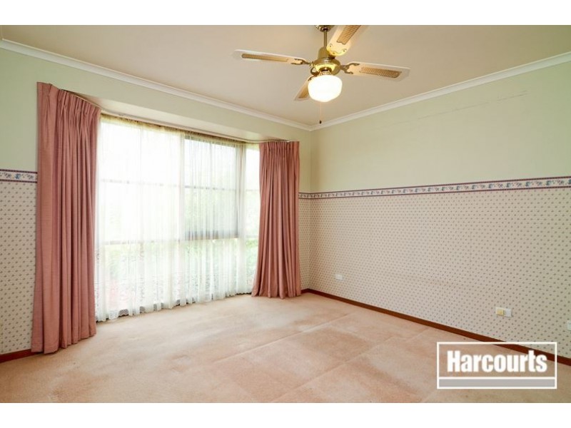 12 Fleetwood Drive, Narre Warren VIC 3805