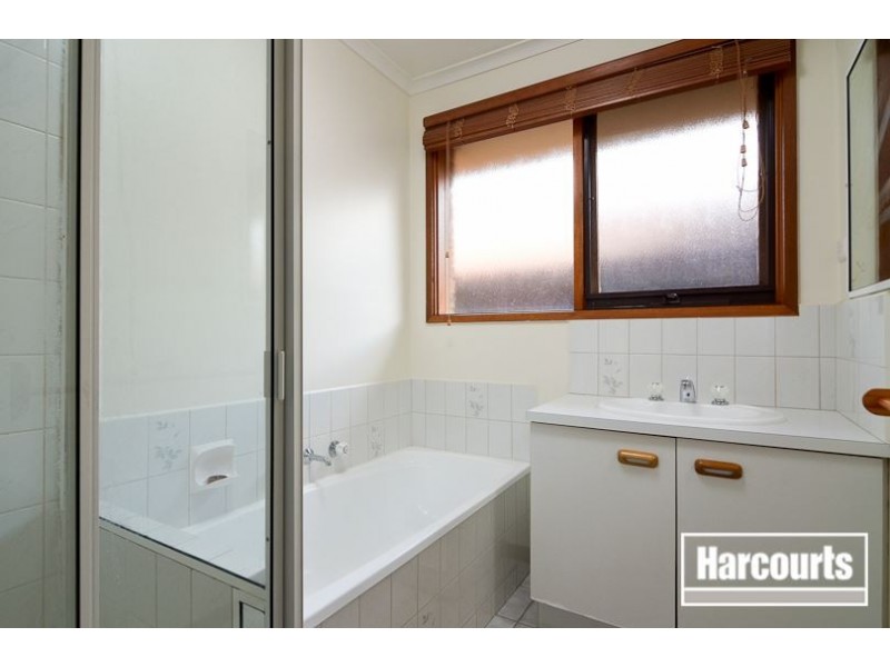 12 Fleetwood Drive, Narre Warren VIC 3805