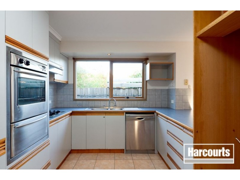 63 Amber Crescent, Narre Warren VIC 3805