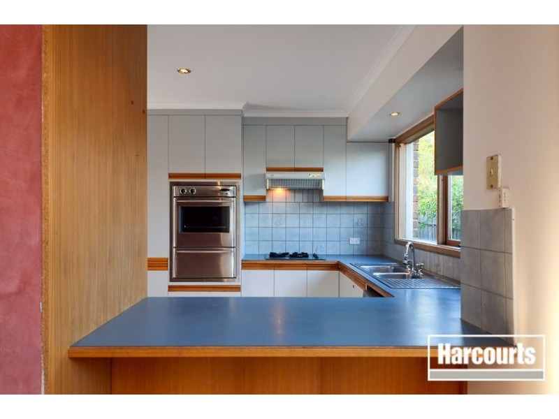 63 Amber Crescent, Narre Warren VIC 3805