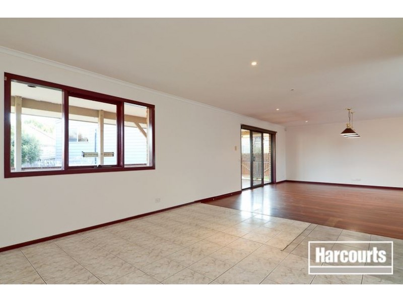 63 Amber Crescent, Narre Warren VIC 3805