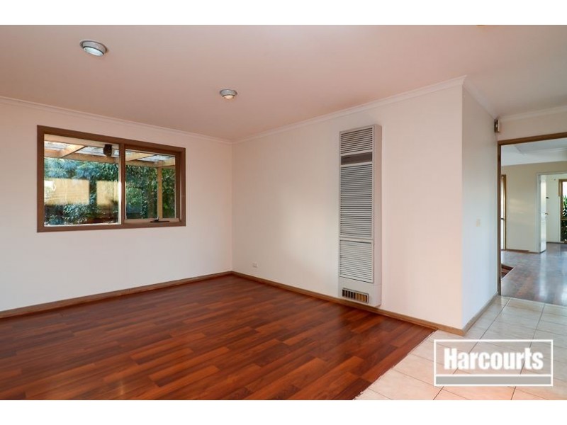 63 Amber Crescent, Narre Warren VIC 3805