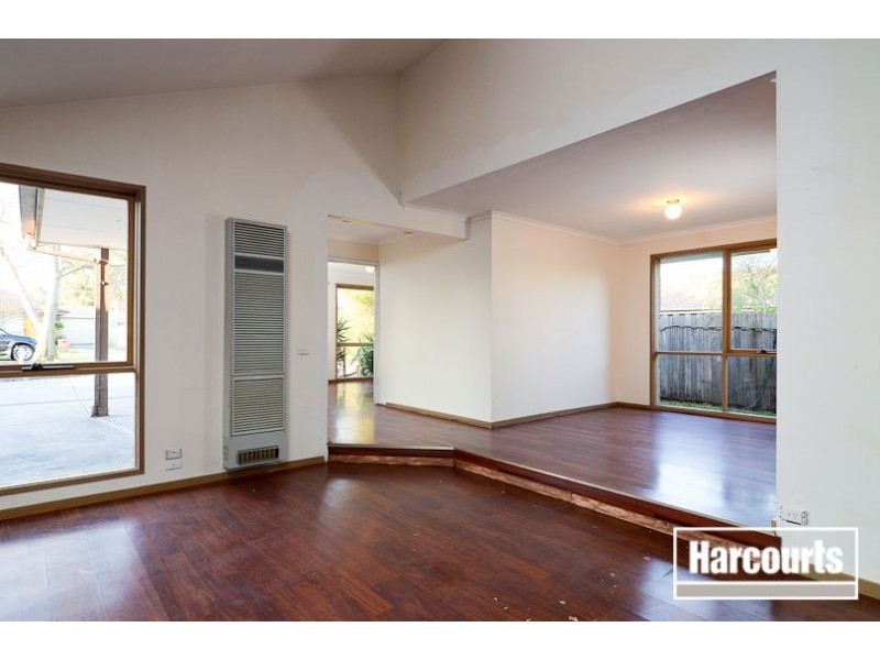 63 Amber Crescent, Narre Warren VIC 3805