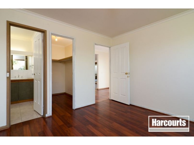 63 Amber Crescent, Narre Warren VIC 3805