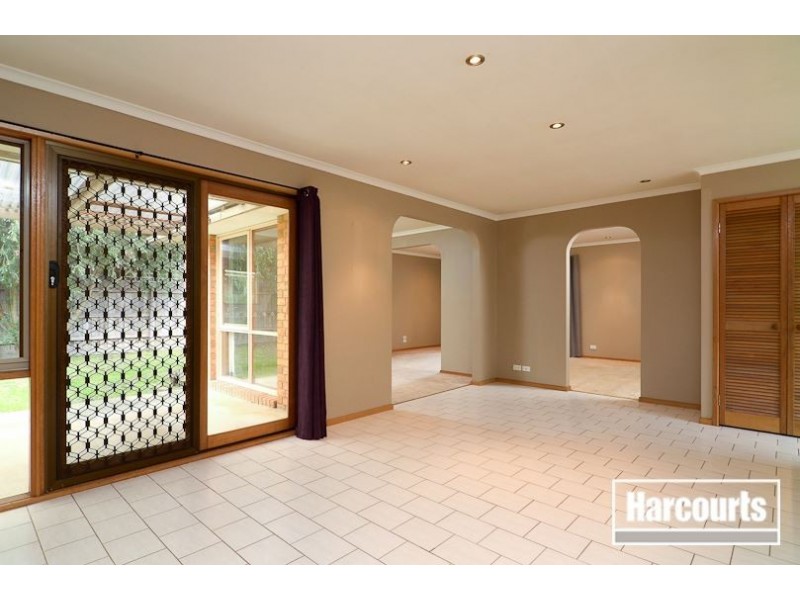13 Hellenic Court, Carrum Downs VIC 3201