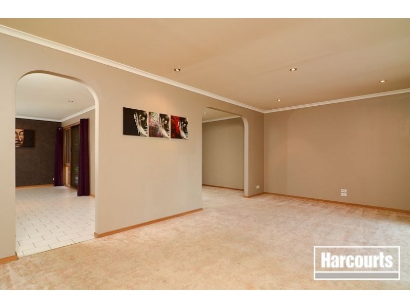 13 Hellenic Court, Carrum Downs VIC 3201
