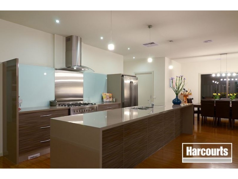 3 Waldo Avenue, Cranbourne North VIC 3977