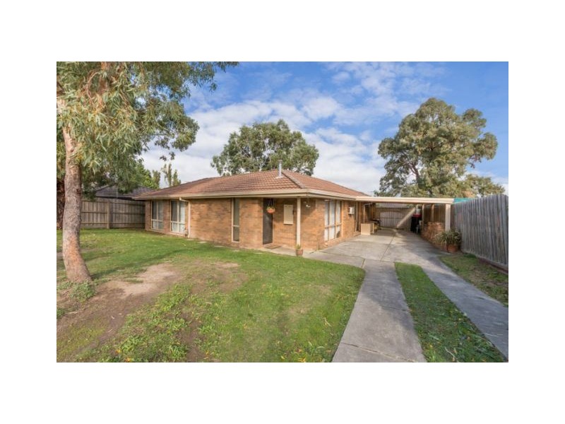 5 Nandina Road, Narre Warren VIC 3805