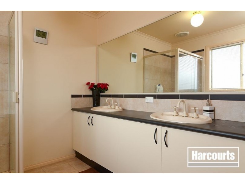 3 Evergold Close, Narre Warren South VIC 3805