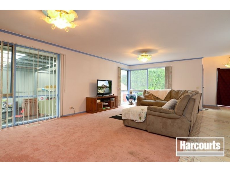 6 Enoch rise, Hallam VIC 3803