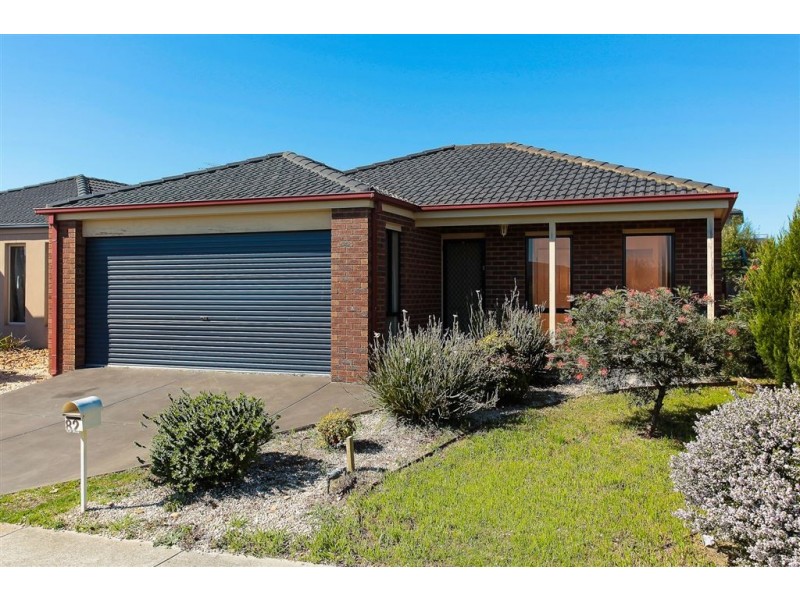 82 Ridgemont Drive, Berwick VIC 3806