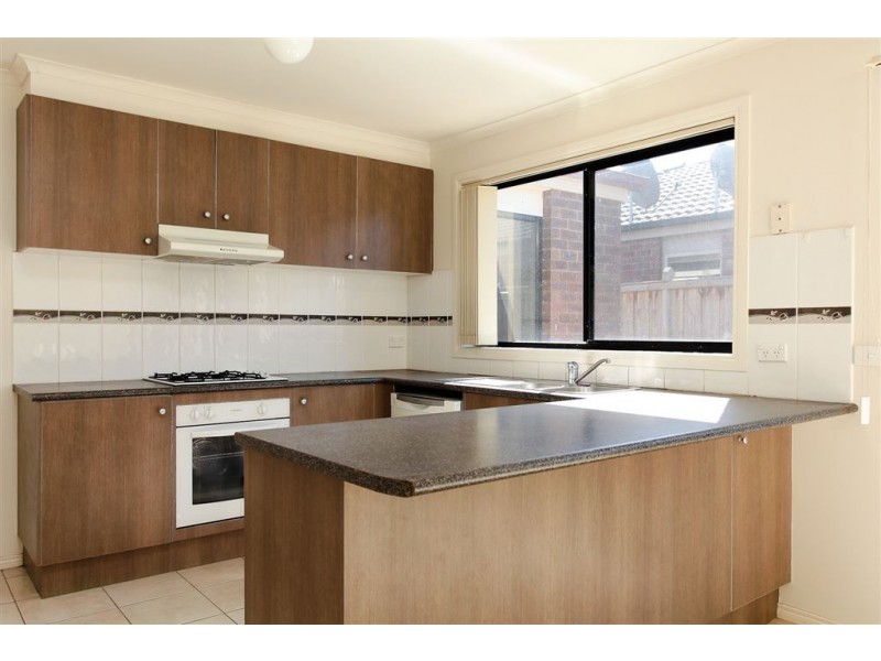 82 Ridgemont Drive, Berwick VIC 3806