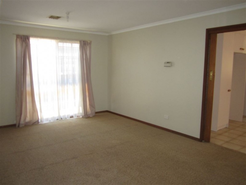 3 Elda Court, Cranbourne VIC 3977