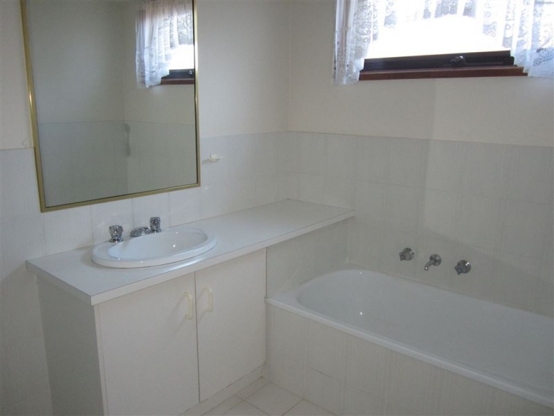 3 Elda Court, Cranbourne VIC 3977