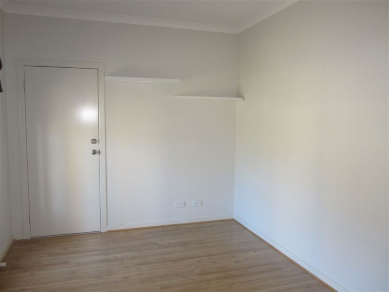 10 Boldrewood Place, Lynbrook VIC 3975