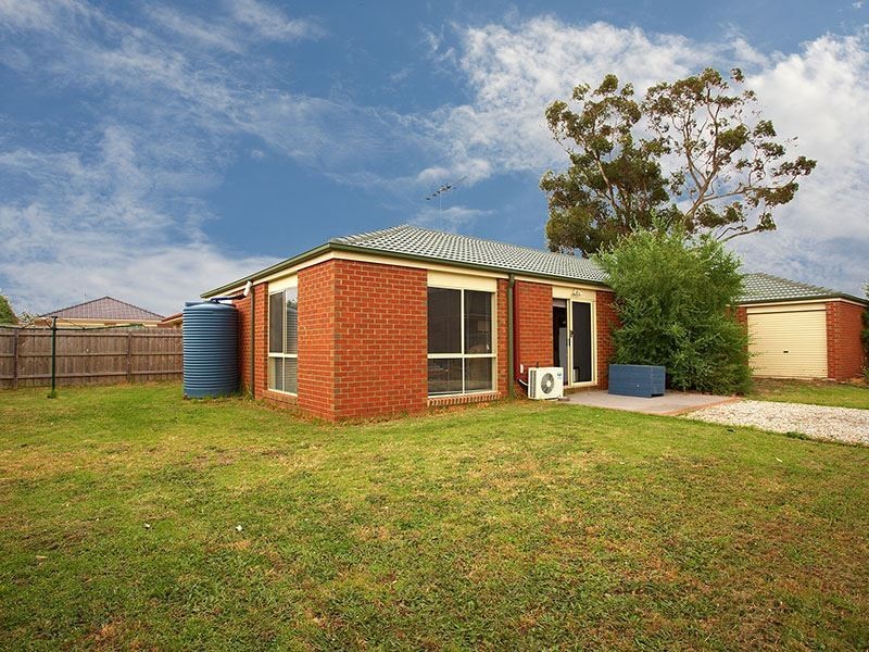 4 Hayley Way, Narre Warren South VIC 3805
