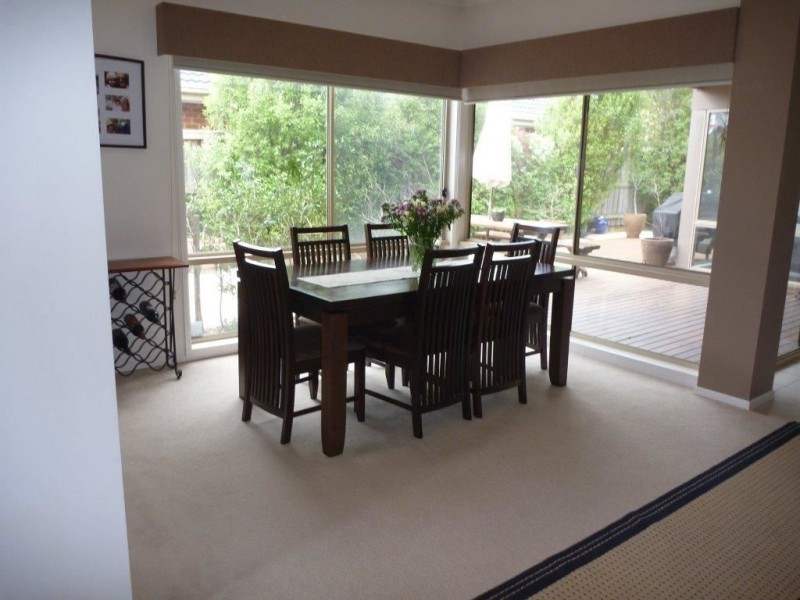 7 Ogle Way, Cranbourne North VIC 3977