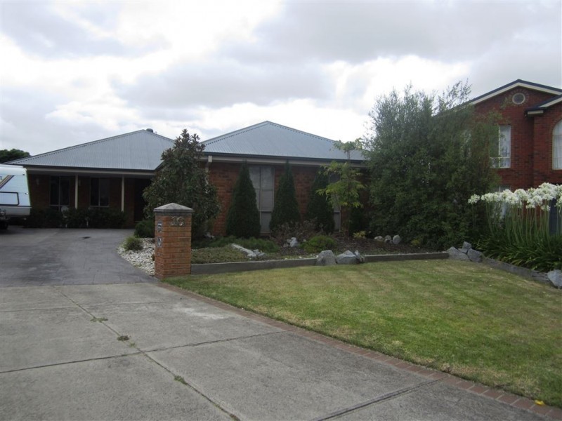 10 Pendle Close, Narre Warren South VIC 3805