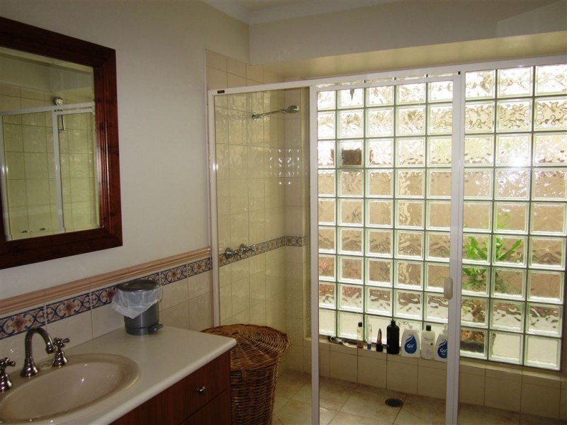 10 Pendle Close, Narre Warren South VIC 3805