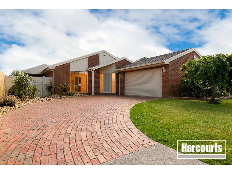 1 Oxenford Rise, Narre Warren South VIC 3805