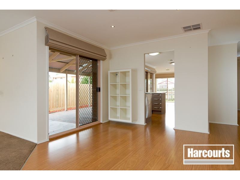 1 Oxenford Rise, Narre Warren South VIC 3805