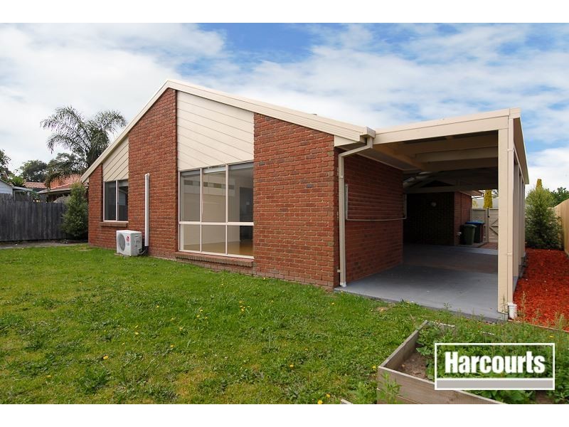 1 Oxenford Rise, Narre Warren South VIC 3805