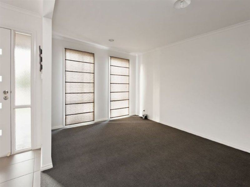 51 Von Nida Drive, Cranbourne North VIC 3977