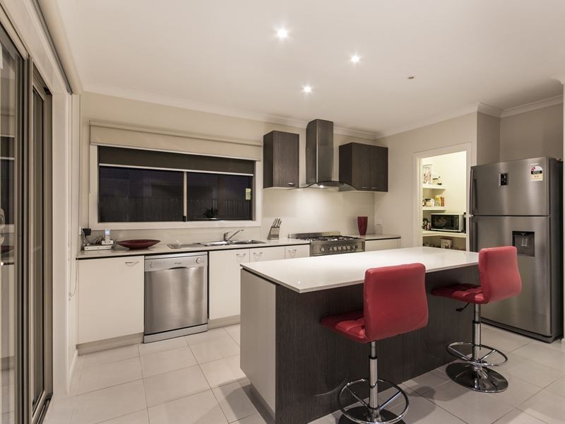 26 Sabel Drive, Cranbourne North VIC 3977