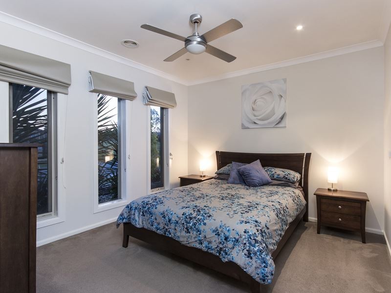 26 Sabel Drive, Cranbourne North VIC 3977