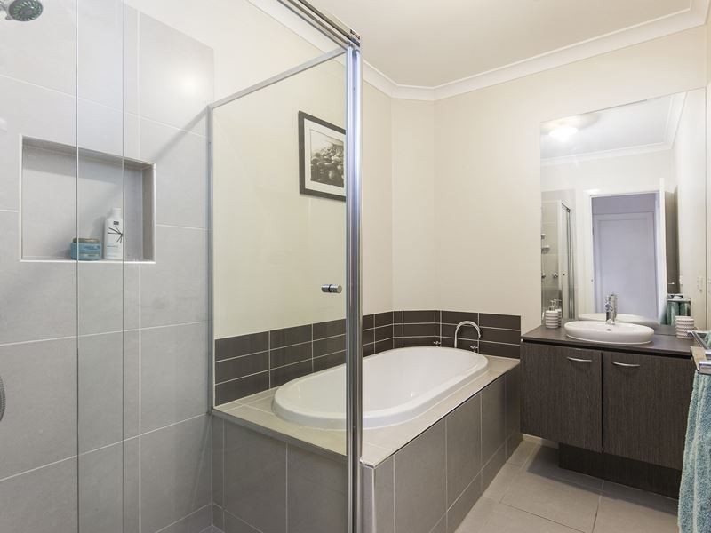 26 Sabel Drive, Cranbourne North VIC 3977