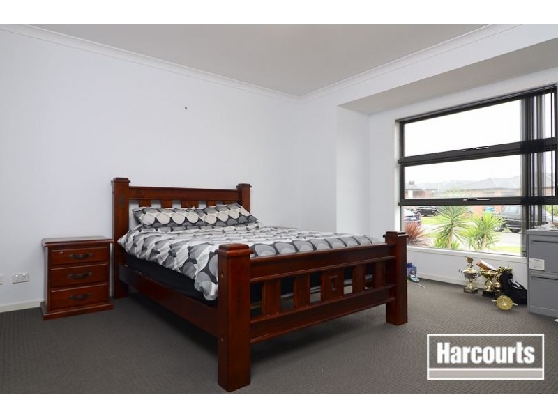 5 Ciliata Street, Cranbourne North VIC 3977